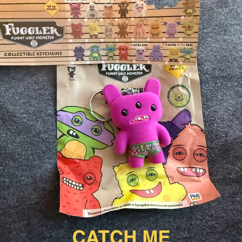 NEW with Packaging Fuggler Series 2 Keychain: Catch Me Flocked Annoyed Alien